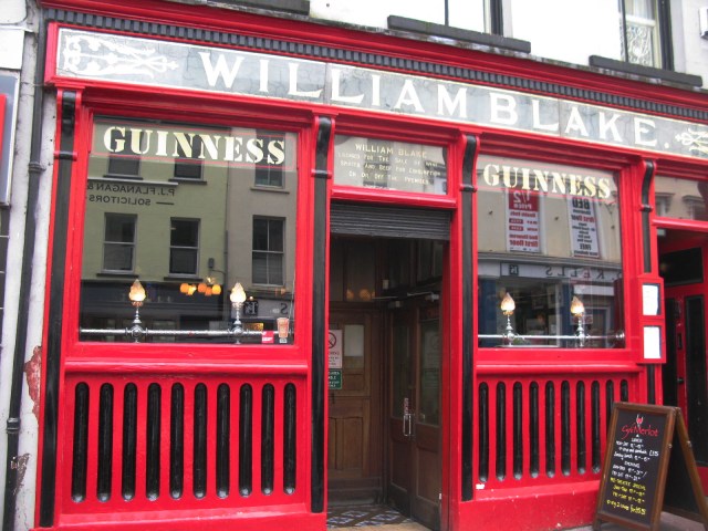Blakes of the Hollow, Pub in Enniskillen